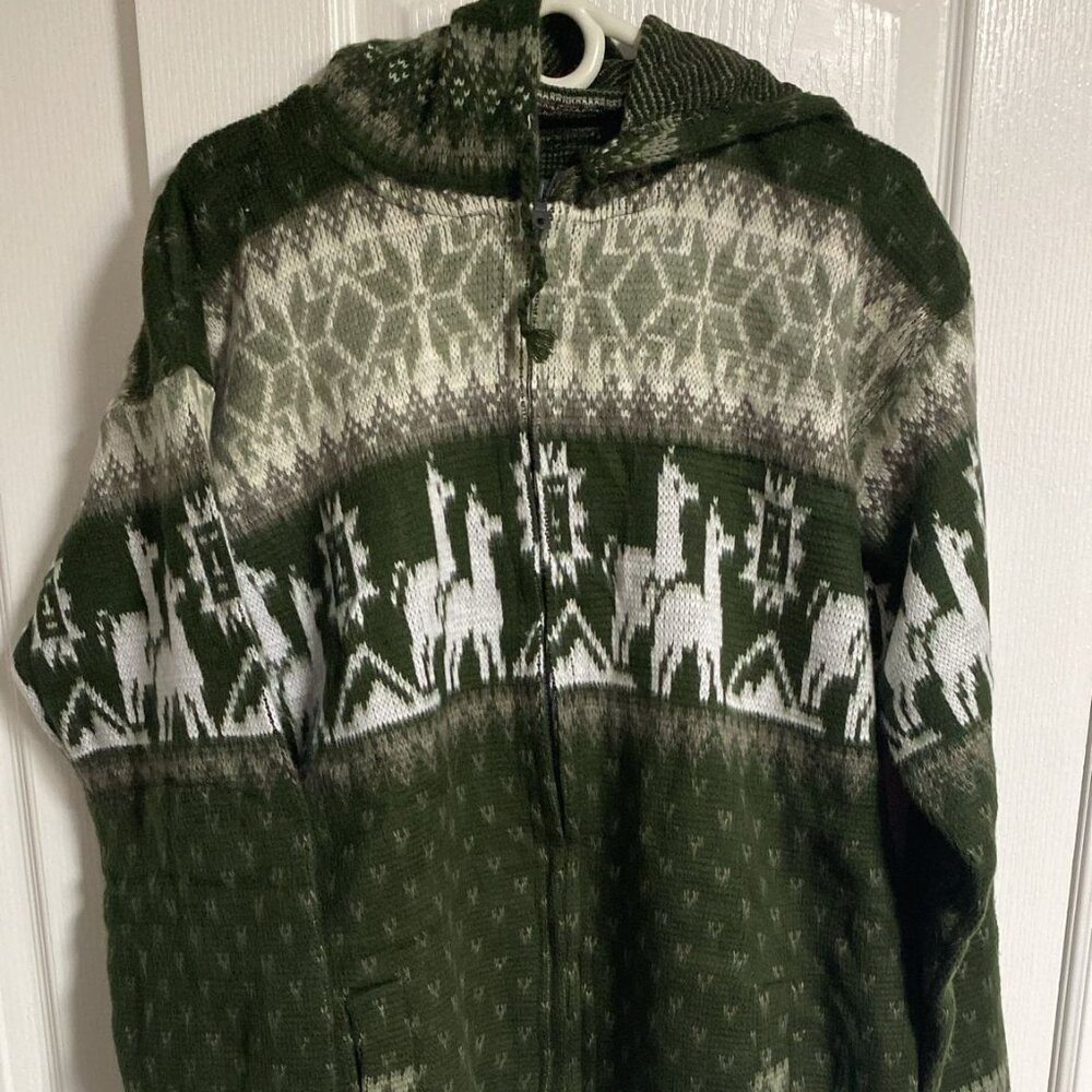 PERUVIAN WOOL SWEATER